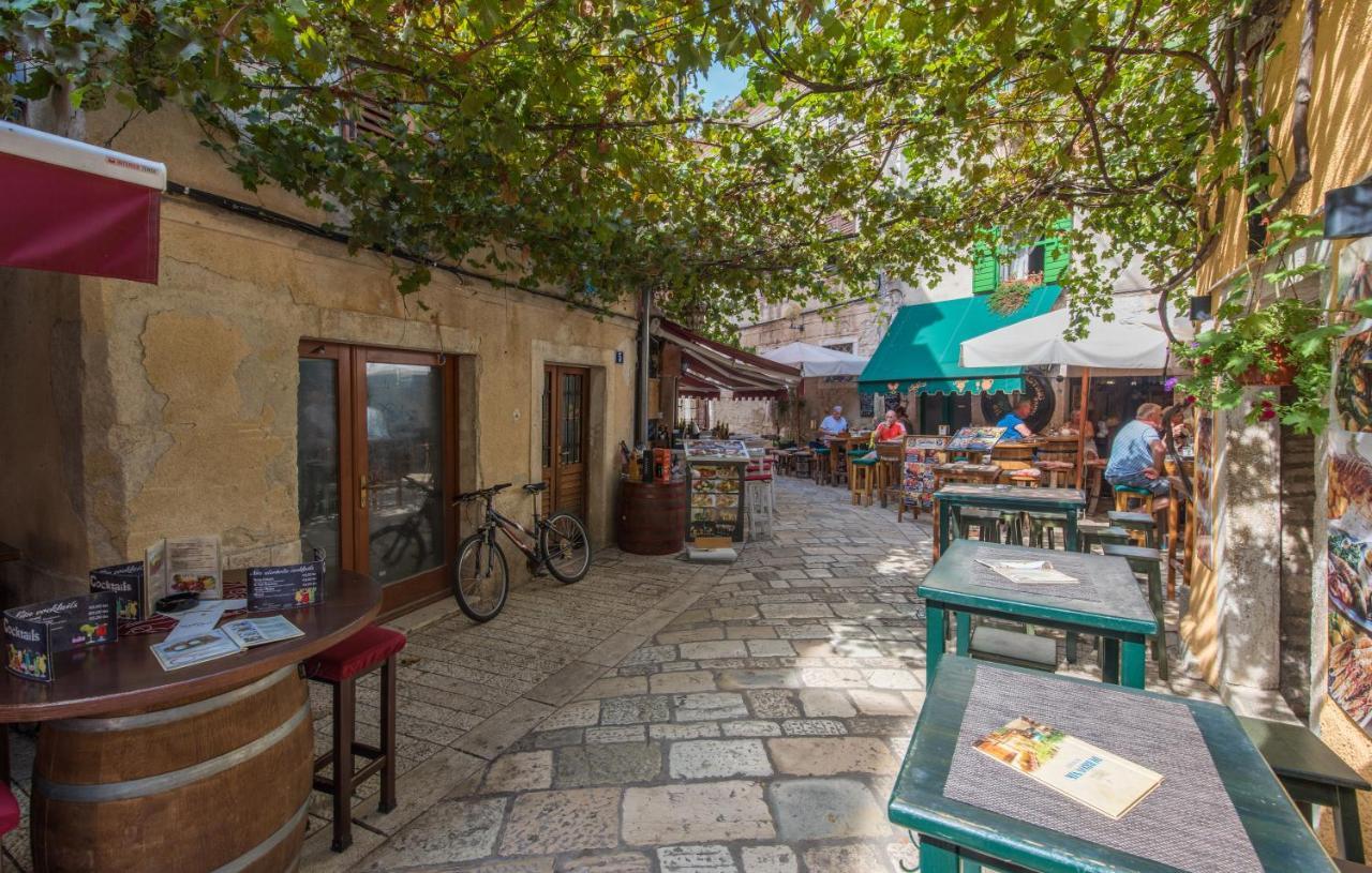 Alice rooms Poreč Buitenkant foto